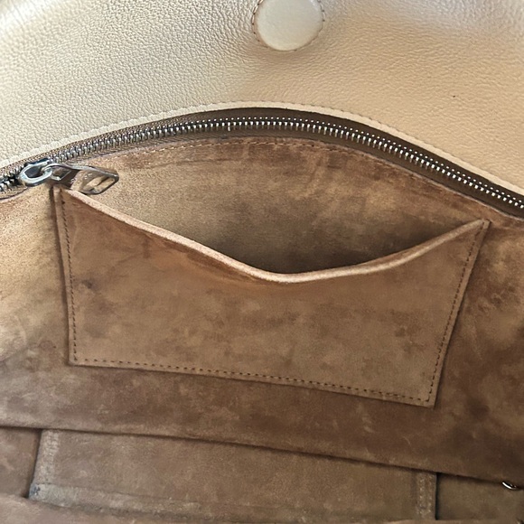 Louis Vuitton Veau Cachemire Tote W PM - Picture 12 of 14